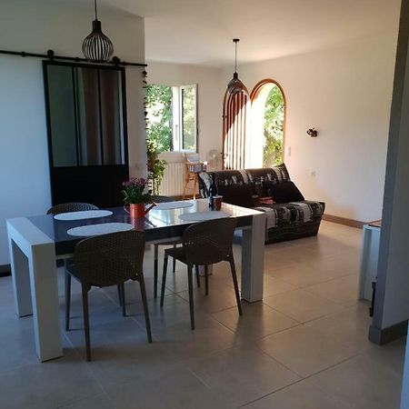 Appartement Location au coeur des Chênes à Sérignan-du-Comtat Extérieur photo